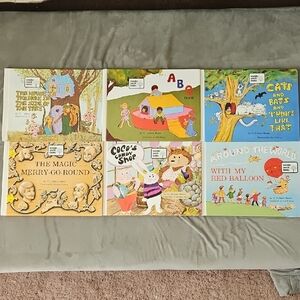 Vintage Wonder World Books Colorful Children's Storybook Set